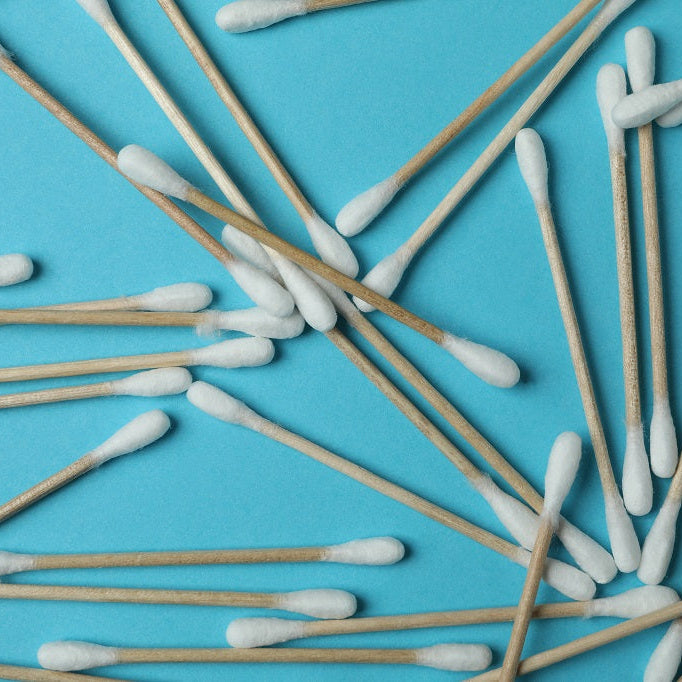 How to remove ear wax safely at home