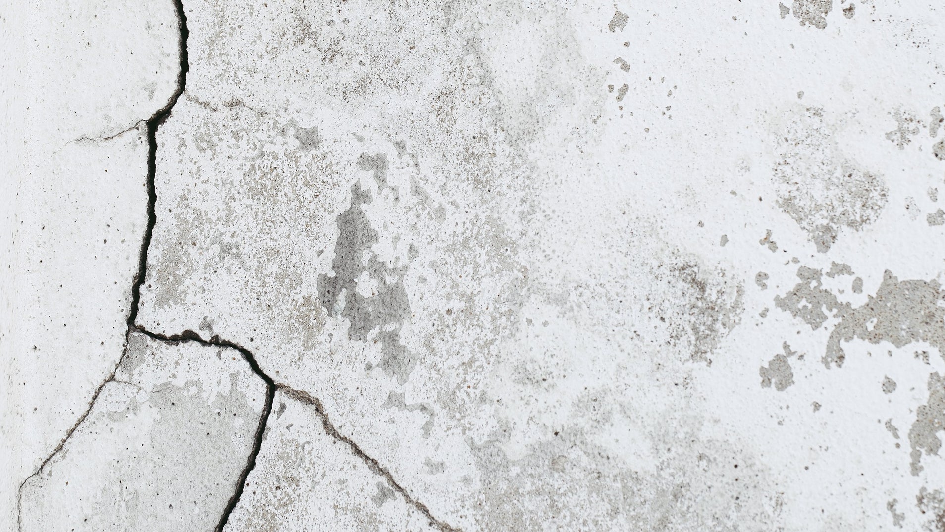 Infrared leak detection Using a thermal imaging camera for water leak