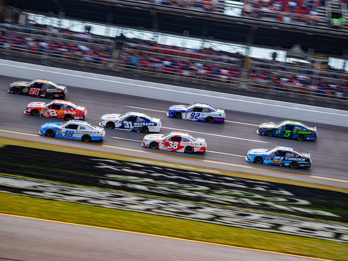Race field at Talladega Superspeedway, April 2026